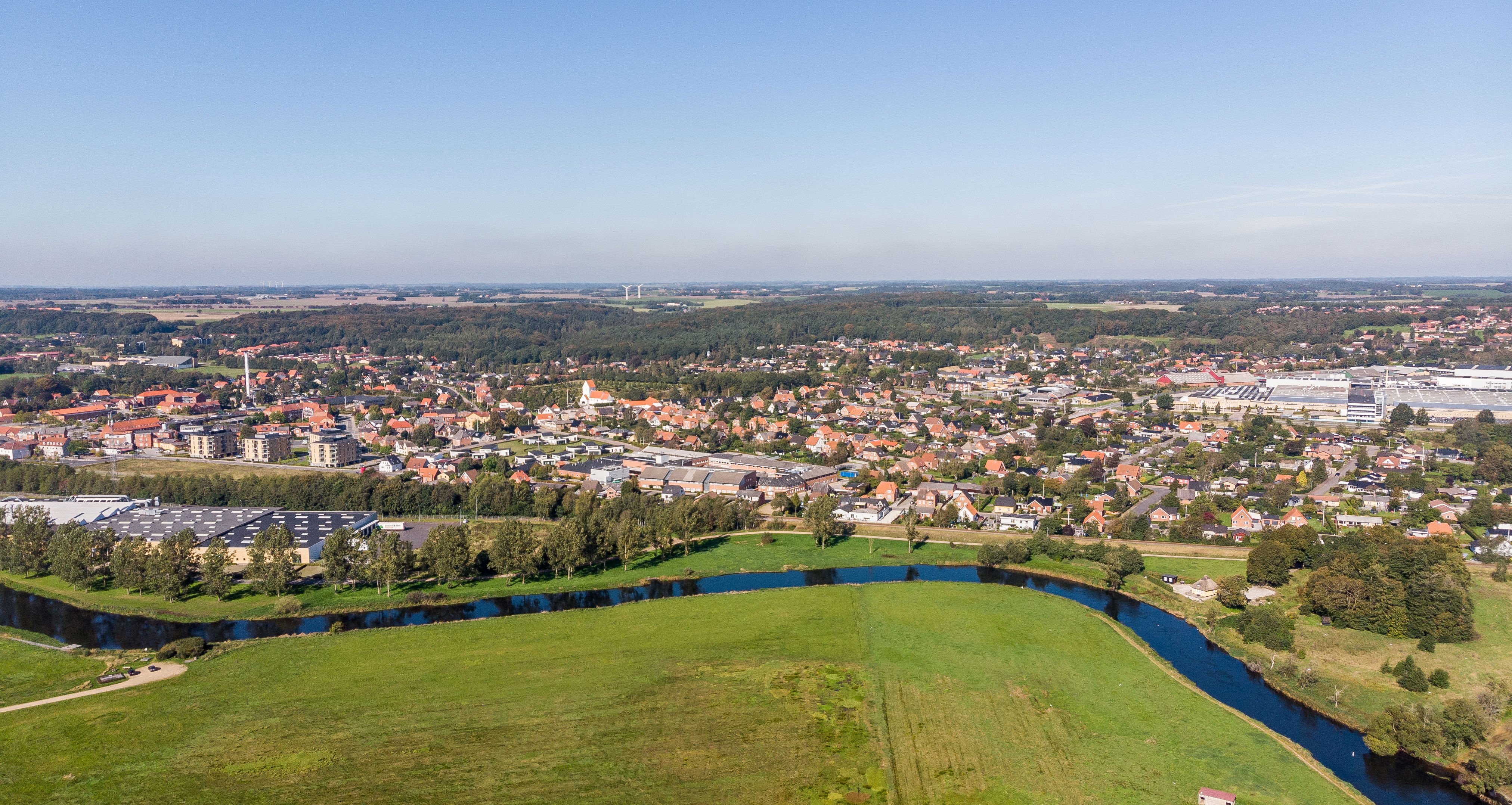 Luftfoto af Gudenåen